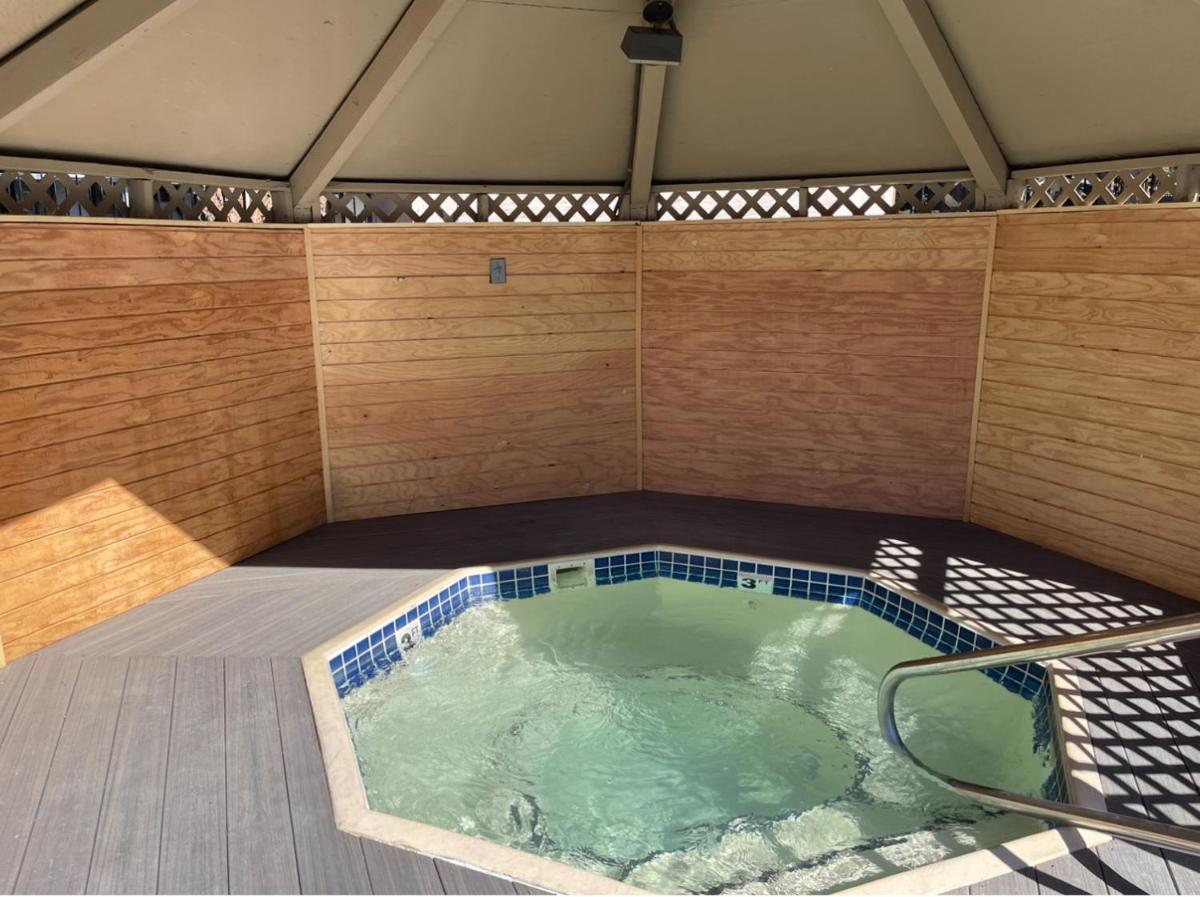 Tahoe Hacienda Inn - Housity