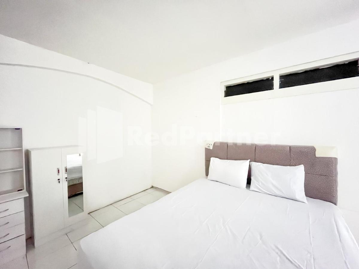 Homestay & Cafe Blessings Near Station Center Town RedPartner - Housity