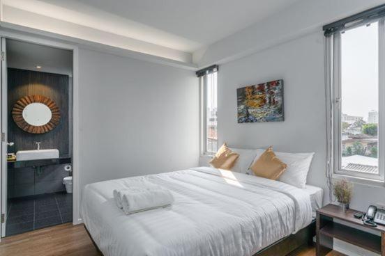 Kitzio House Hotel Huai Kwang - Housity