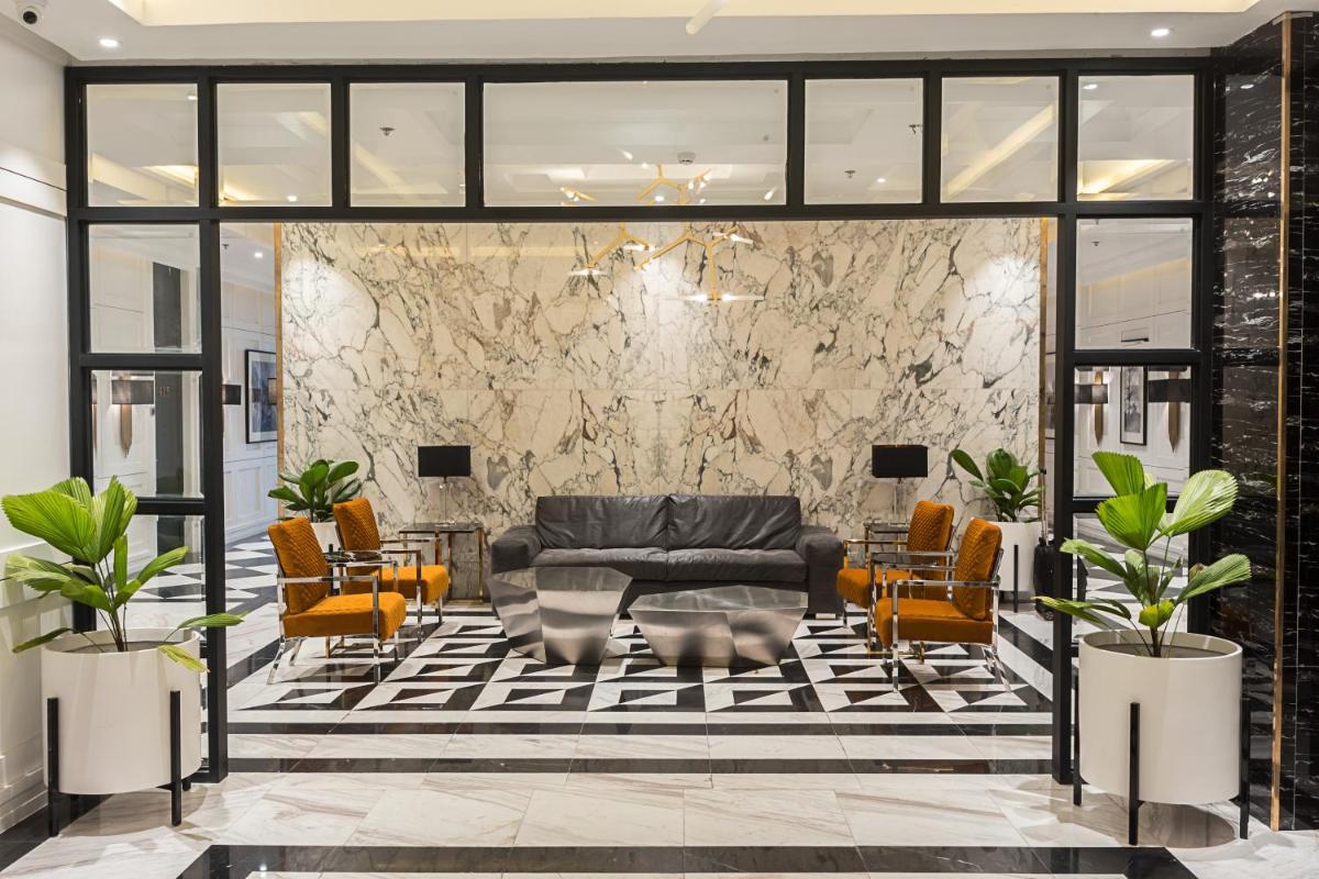 Stonehill Suites - Housity