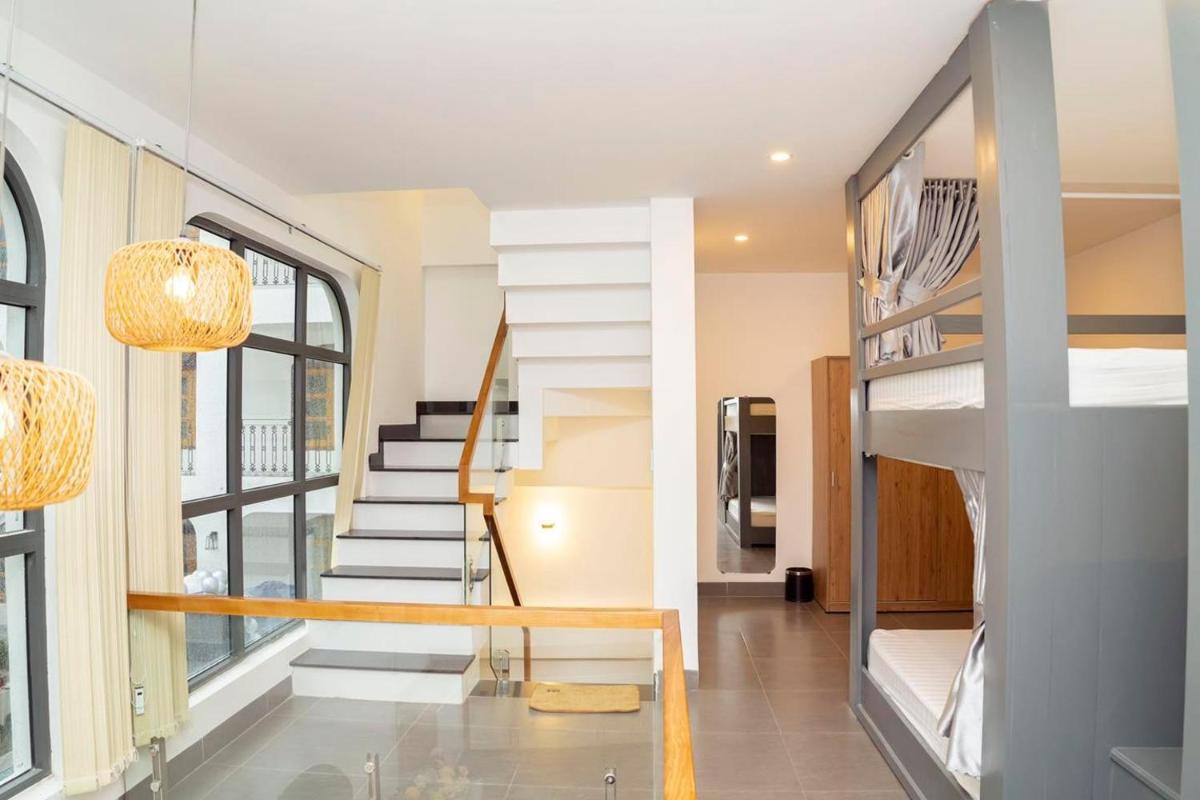 Mai Hotel - Hizvo