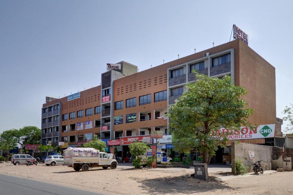 Hotel Tirupati - Housity