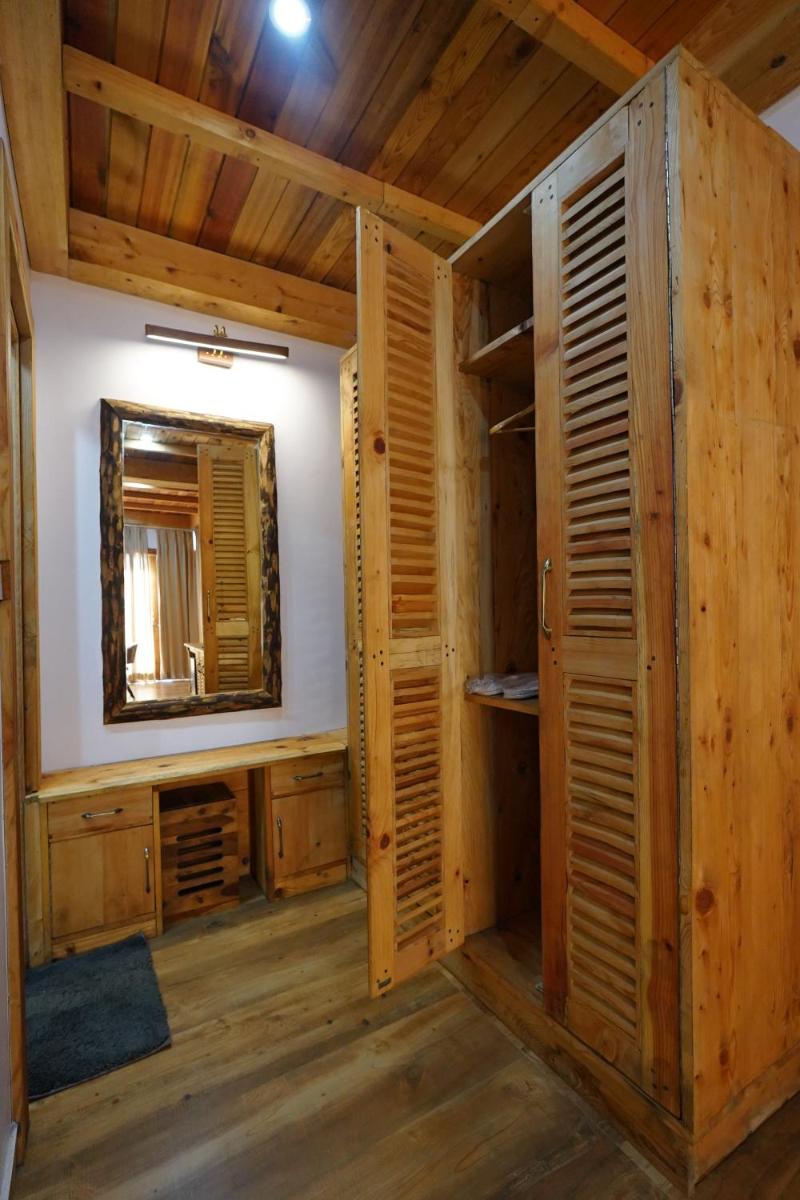 Himalayan Chalets Jibhi - Housity