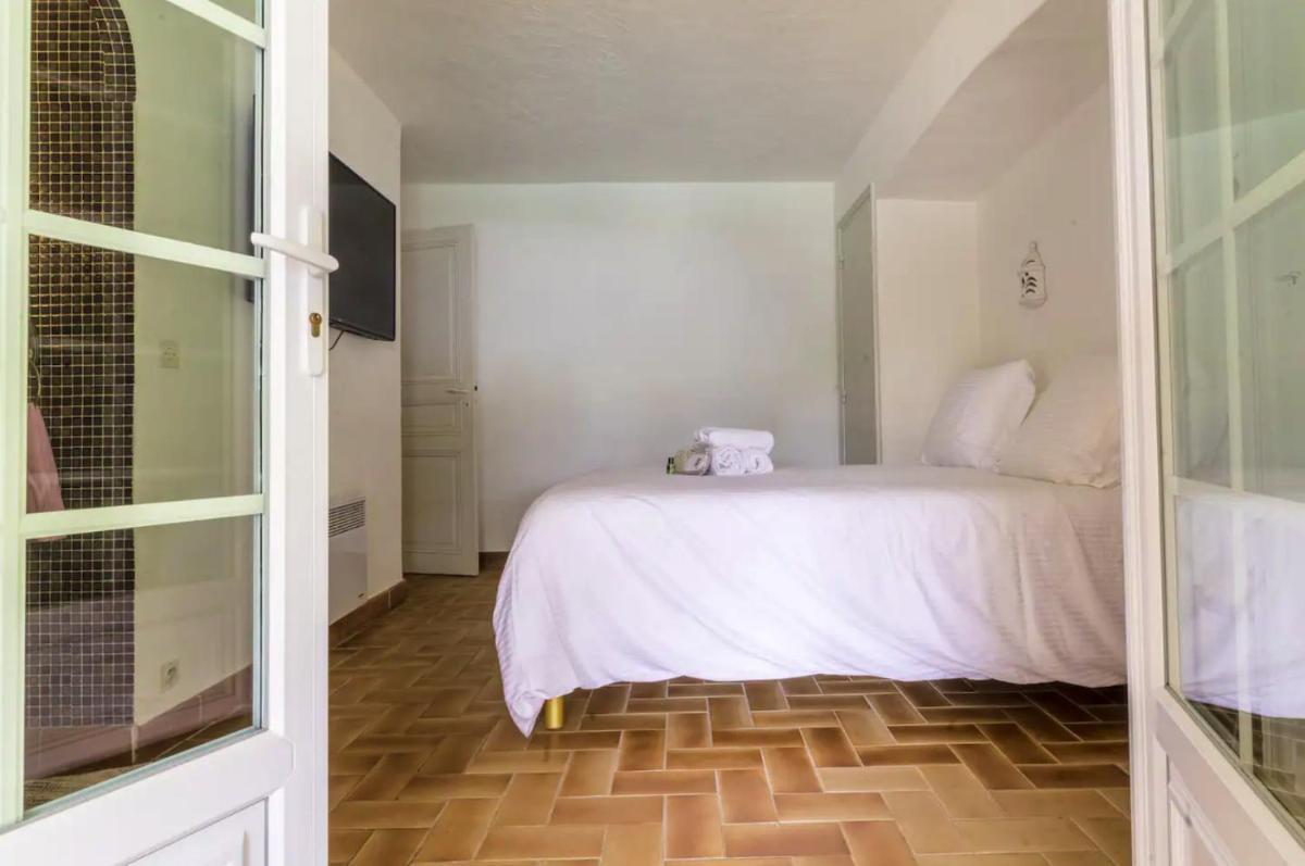 Saint-Tropez Ramatuelle Villa 5 Chambres avec Piscine - Housity