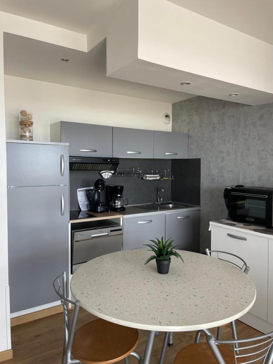 Studio With Sea View - Housity