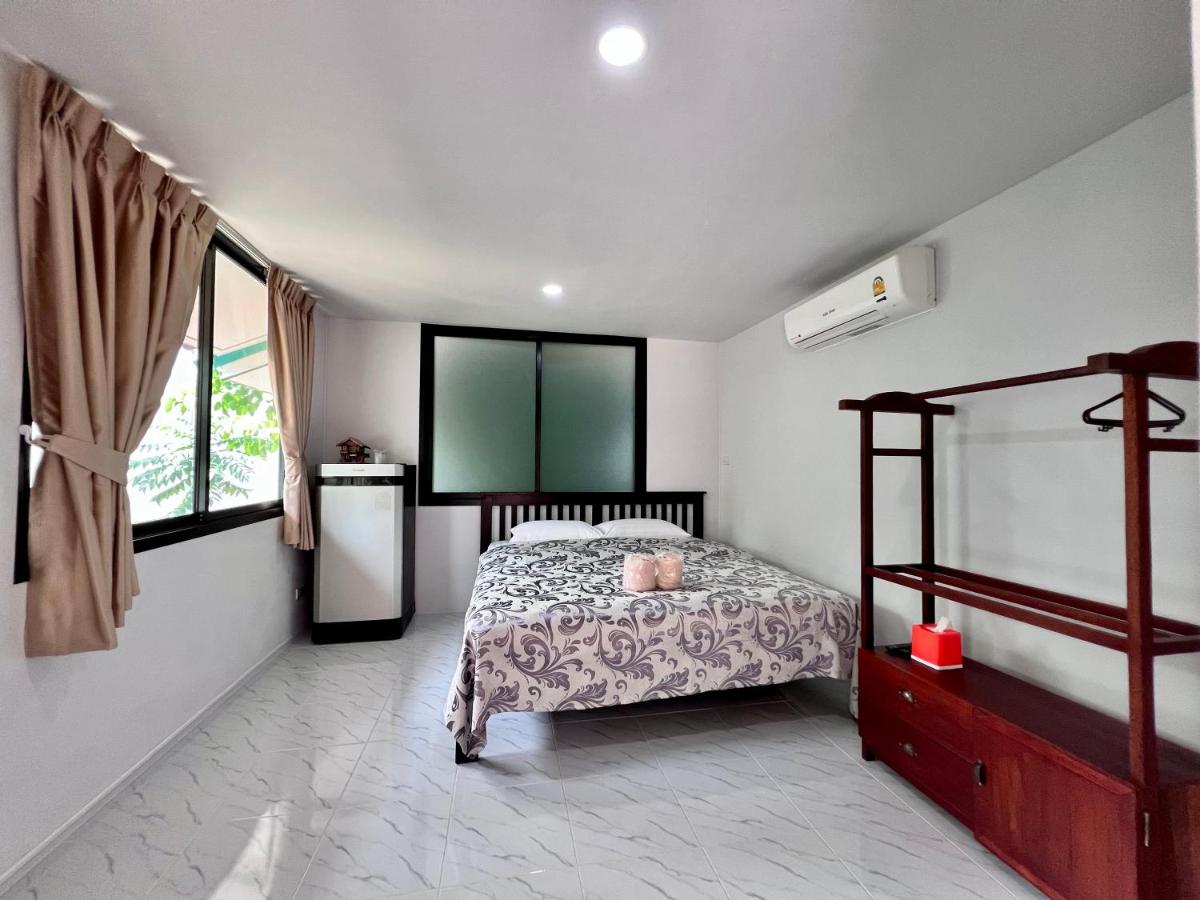 MrT Riverside Sampran มิสเตอร์ที โฮมสเตย์-ทองกวาว - Housity