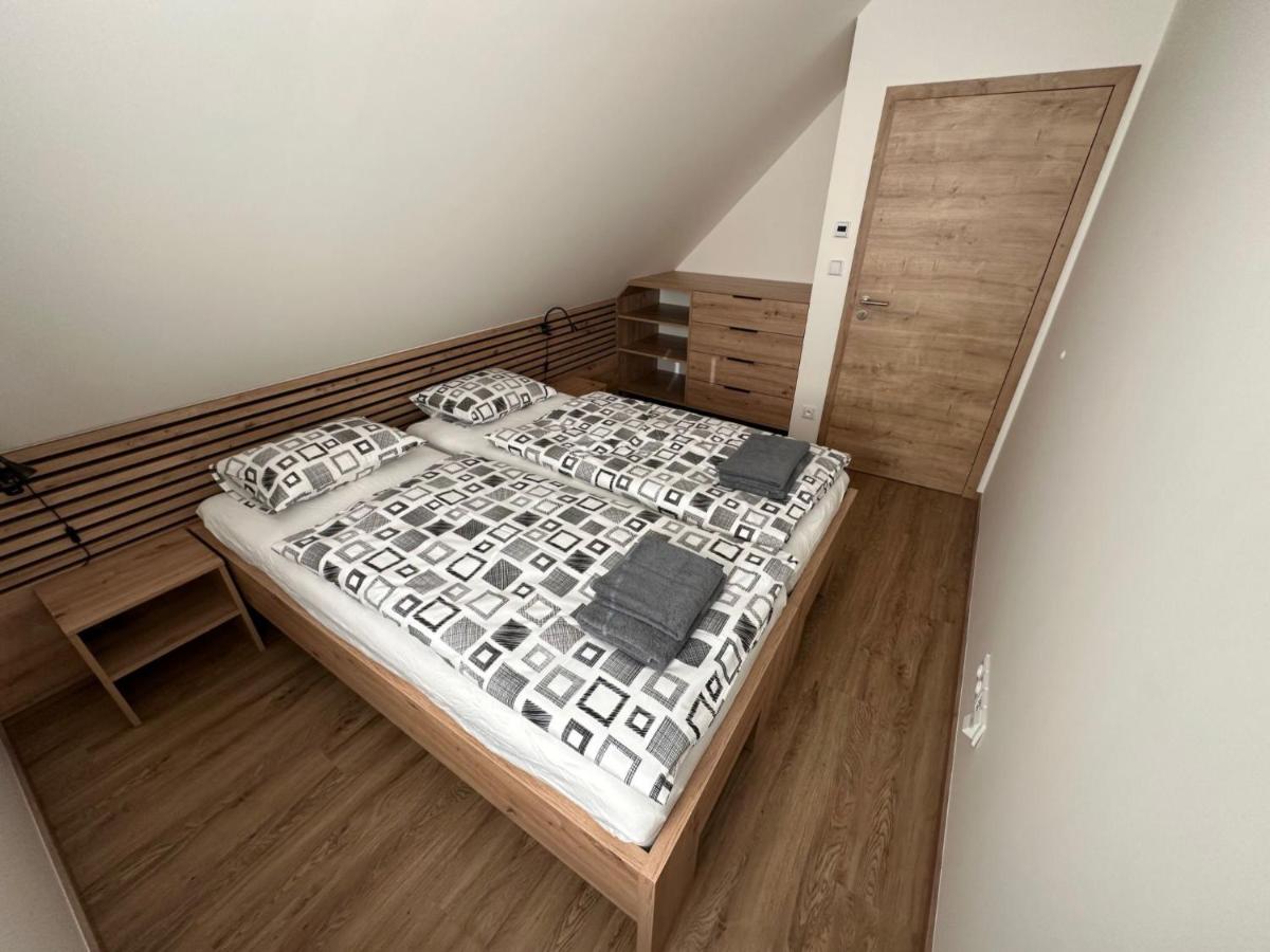 Apartment Chalupa 13ka - Horní apartmán by Interhome - Housity