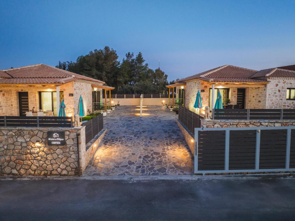 Mateo & Filipos Luxury Villas - Housity