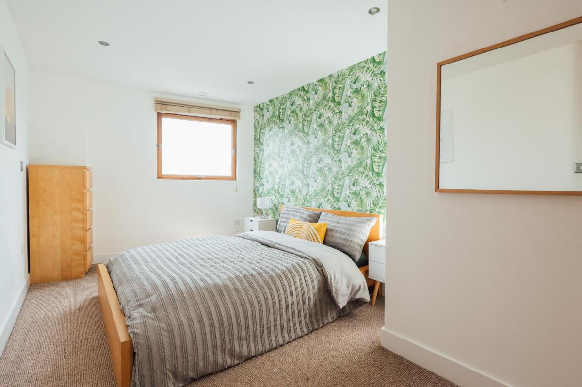 Charming 2-Bedroom Apartment in Leeds City Centre - Housity
