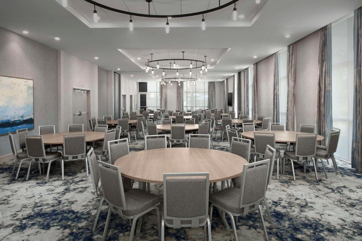 Hilton Garden Inn Pensacola Downtown - Housity