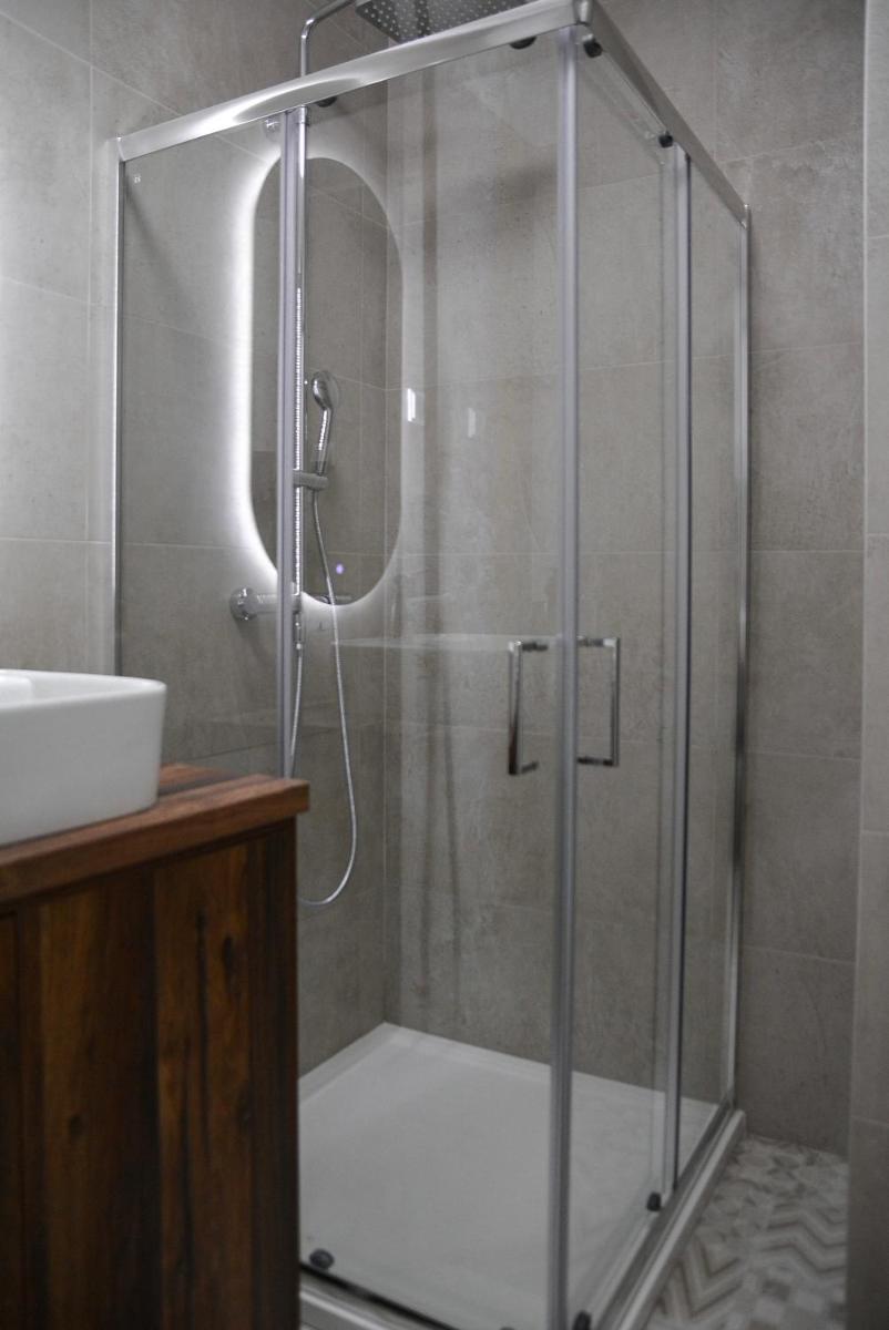 CROWN apartment 3 - Hizvo