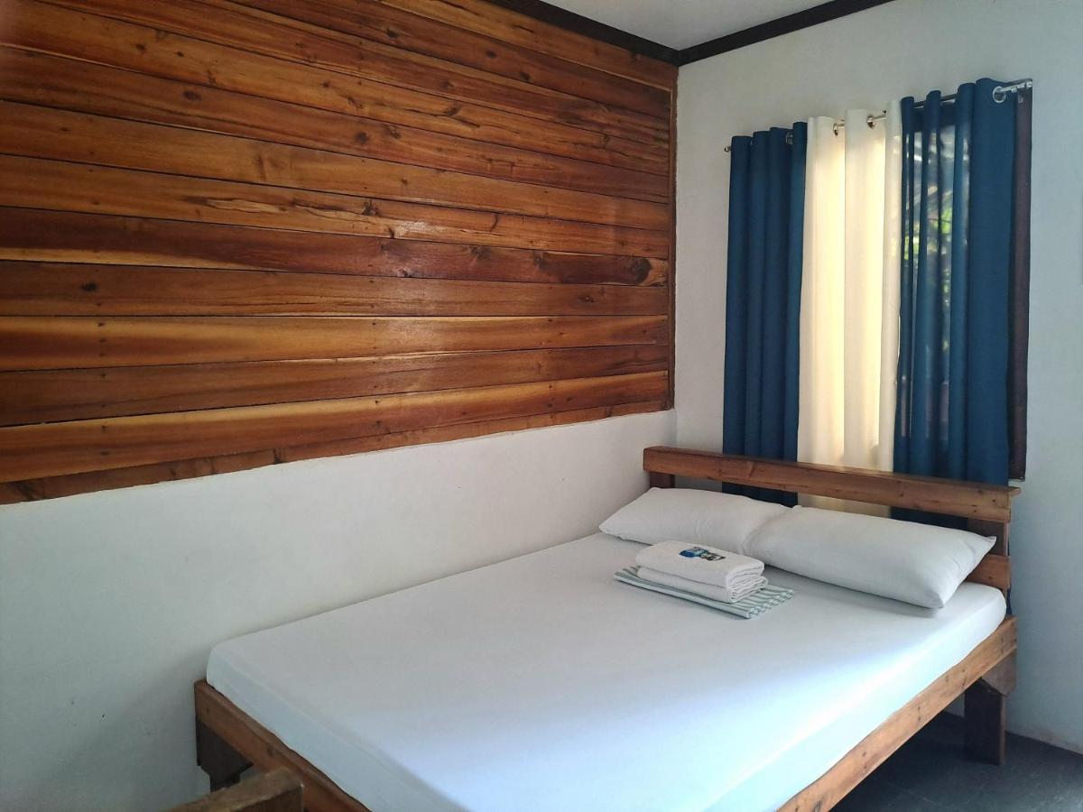 NoBi's Inn, Port Barton - Housity
