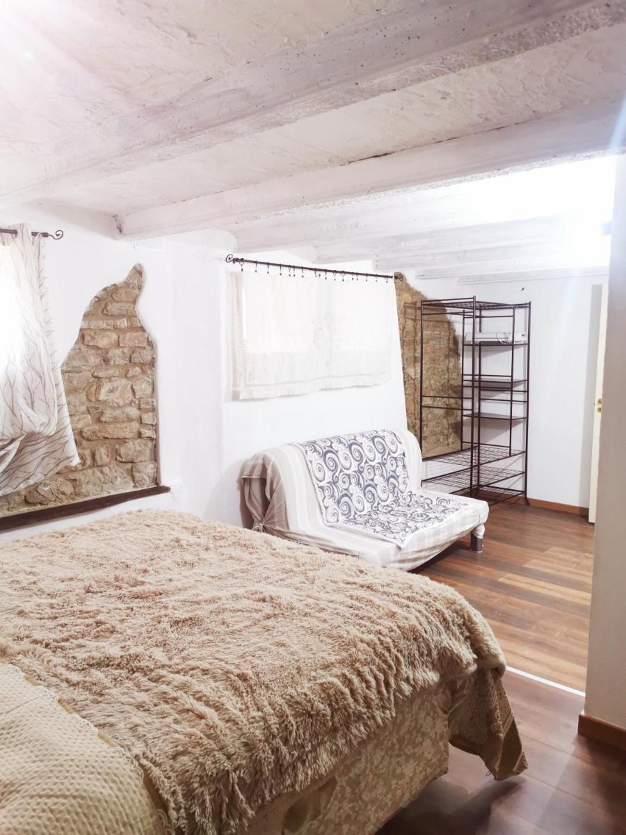 Villa La Pineta - Housity