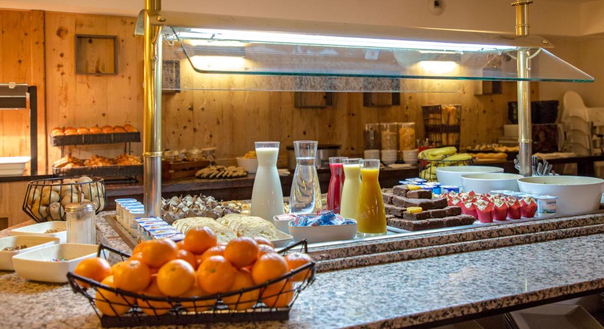 Nourriture dans l'hôtel ou à proximité
