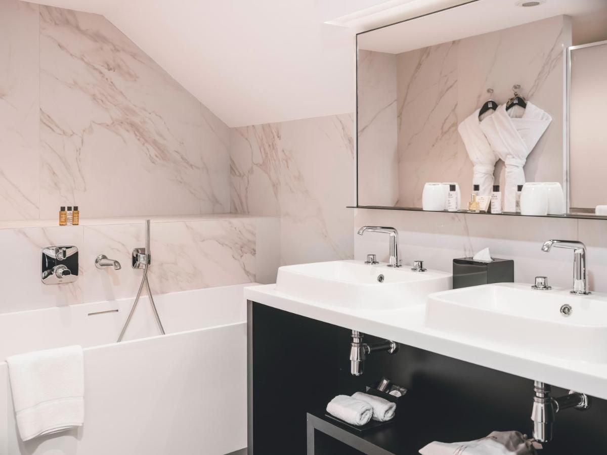 Salle de bains dans l'établissement Balthazar Hotel & Spa Rennes - MGallery Collection