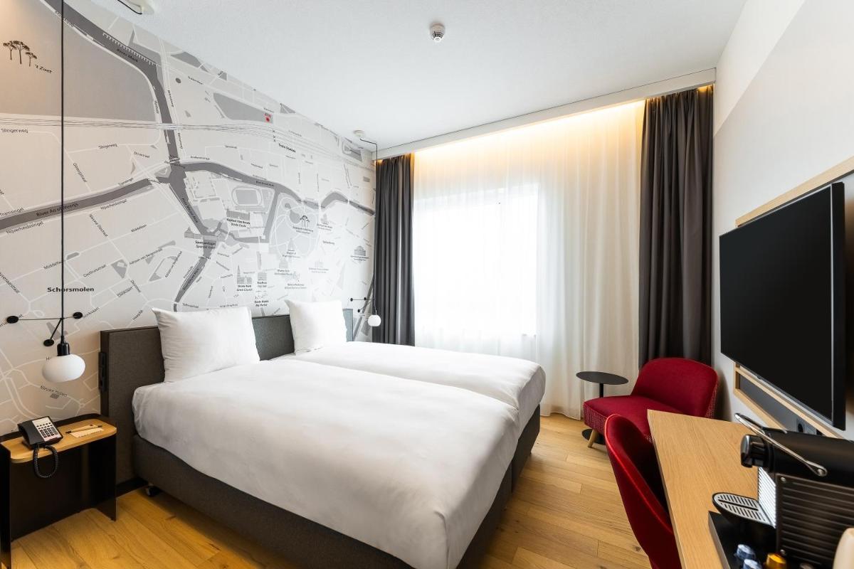 IntercityHotel Breda - Housity