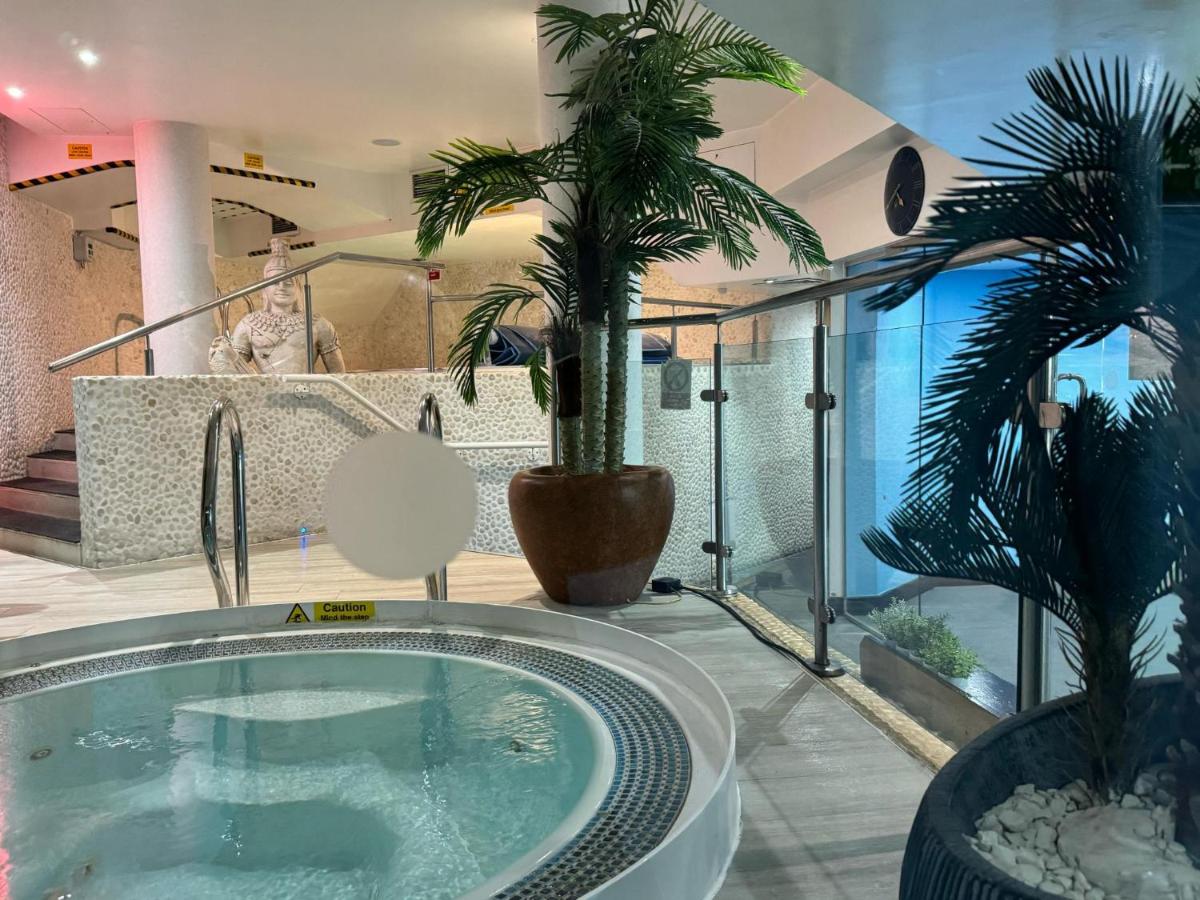 Rafayel Hotel & Spa - Housity