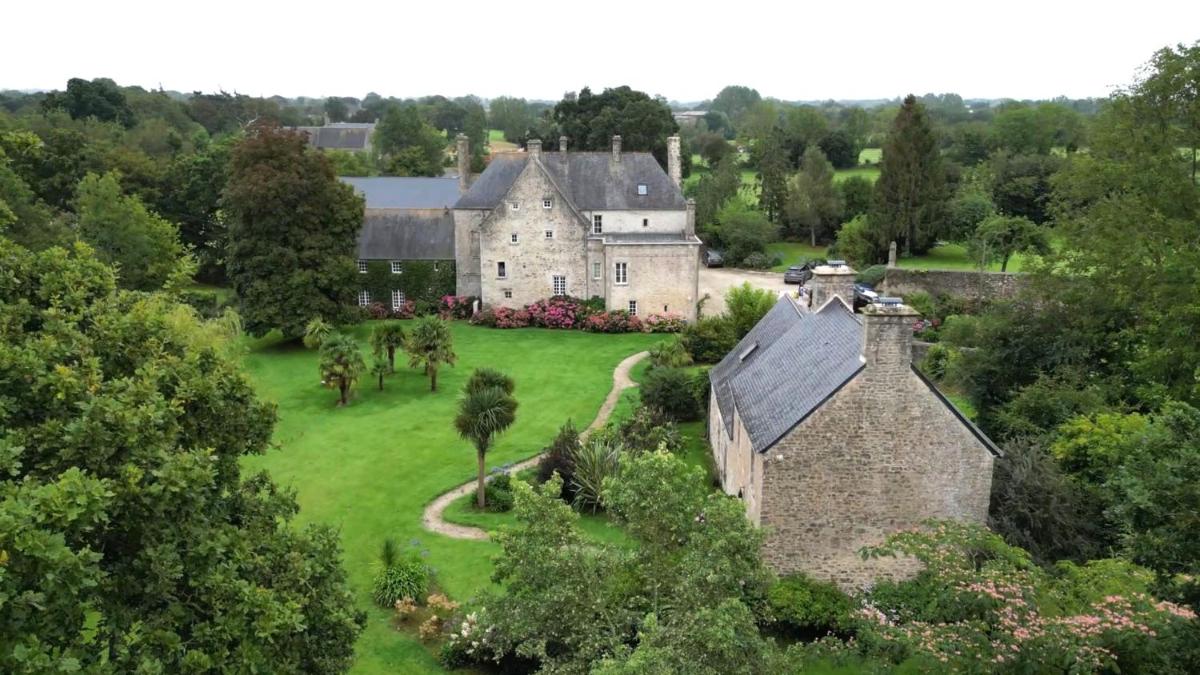 Manoir De Savigny - Housity