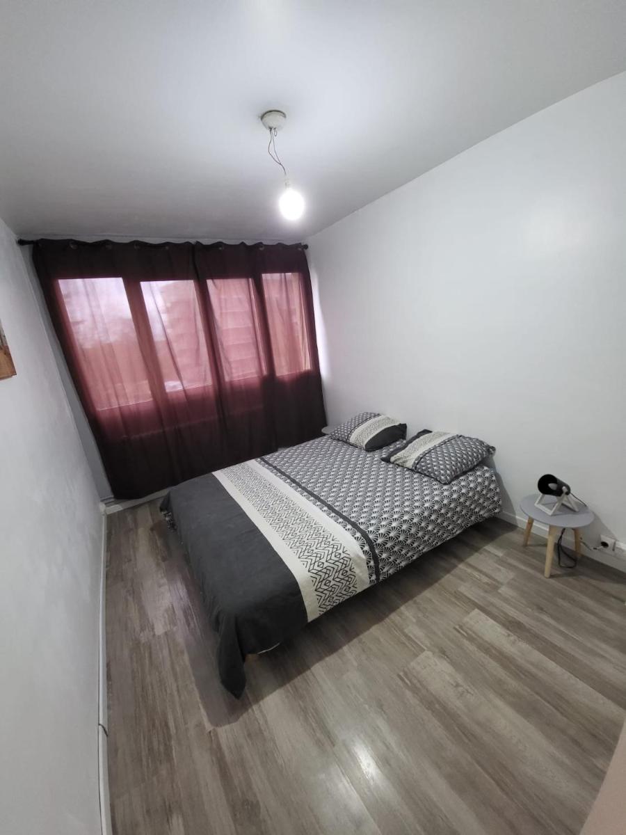 Charming Comfy Apartment in Amiens - Housity