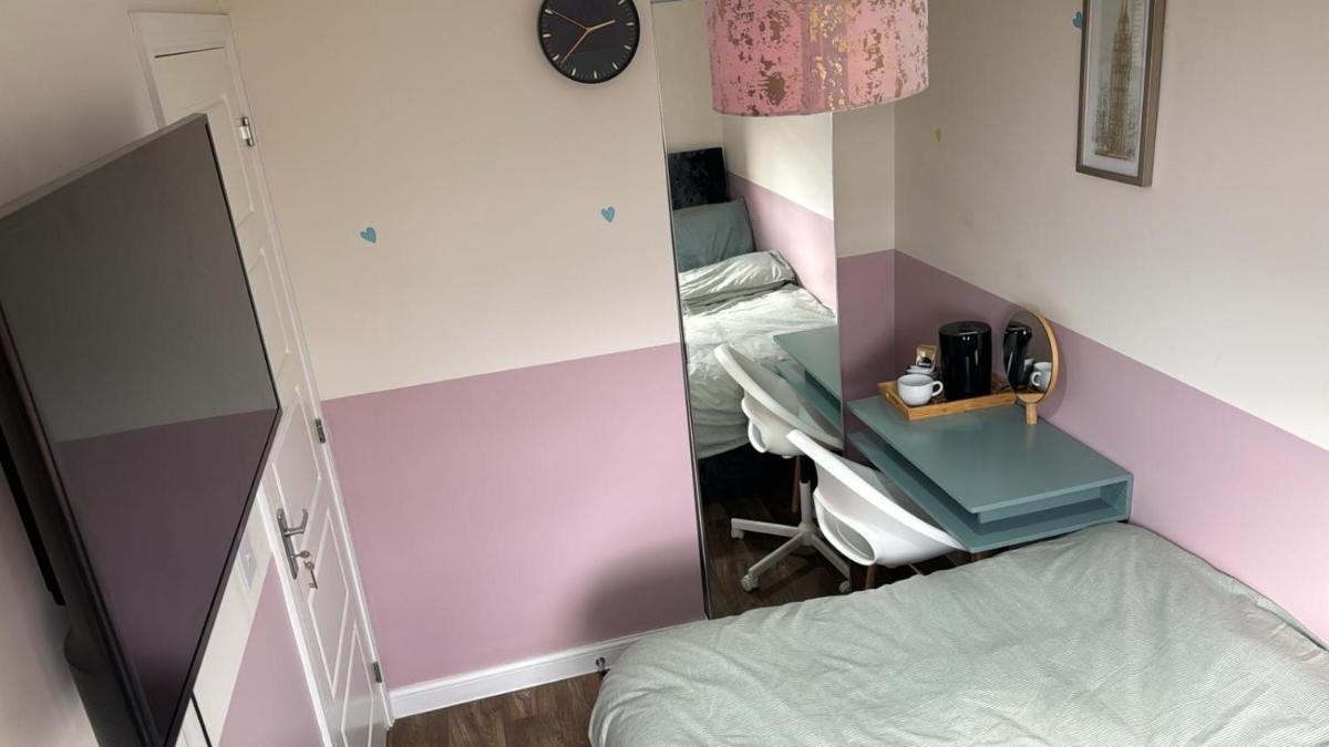Glamshouse - Housity