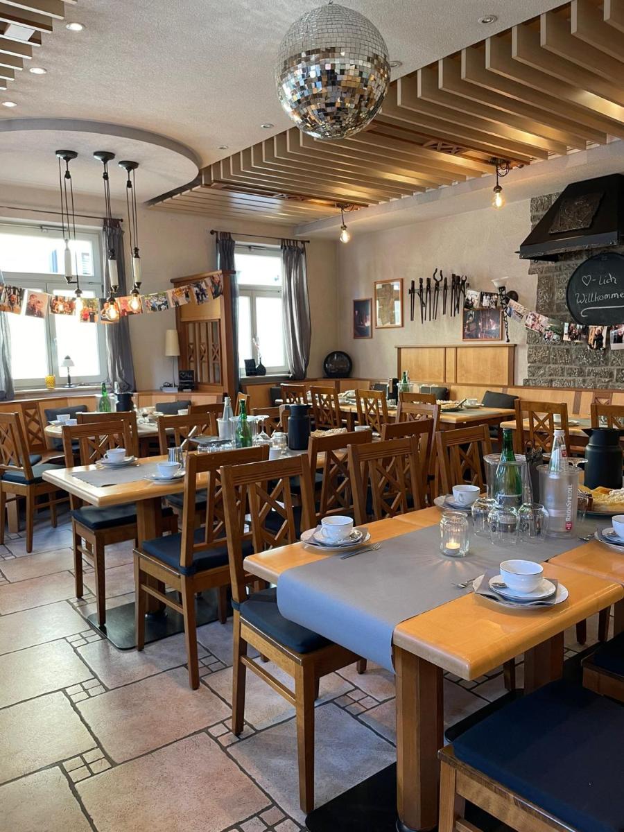 Aparthotel Alte Schmiede Dettelbach - Housity