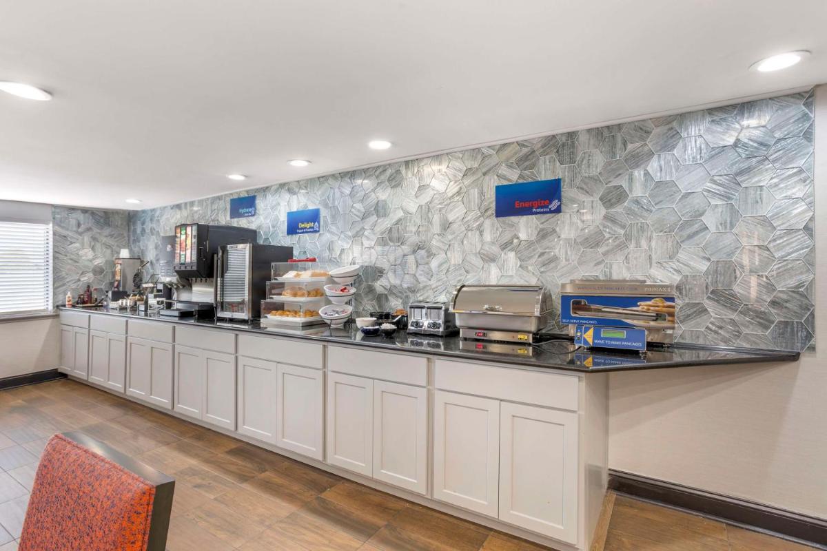 Best Western Westgate Inn - Housity