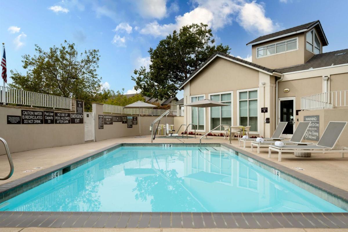 Hilton Garden Inn Roseville - Housity