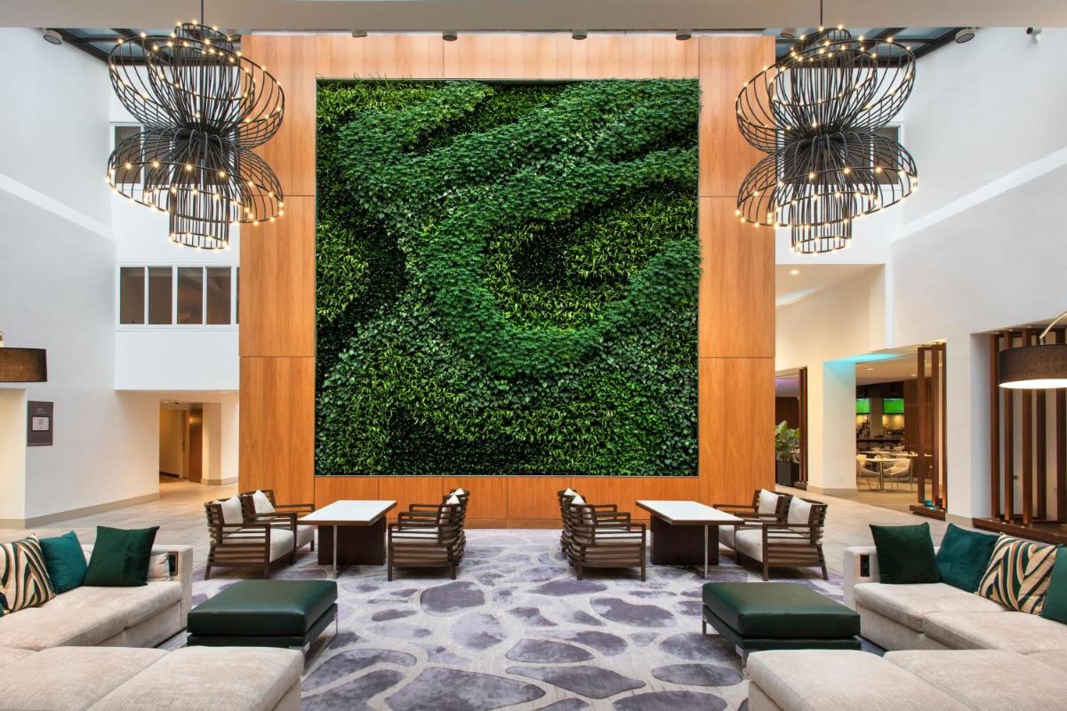 Long Island Marriott Hotel - Housity