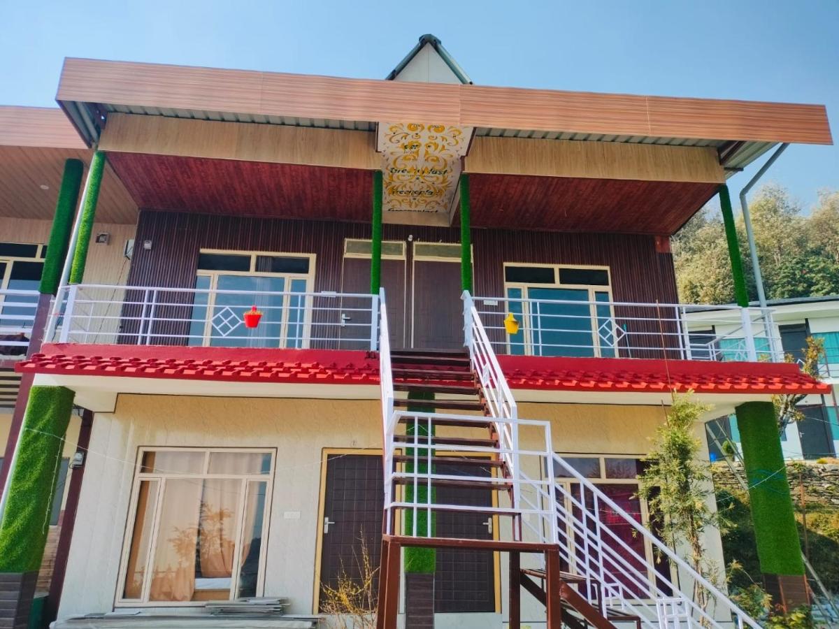 Chaukhamba View Resort - Housity