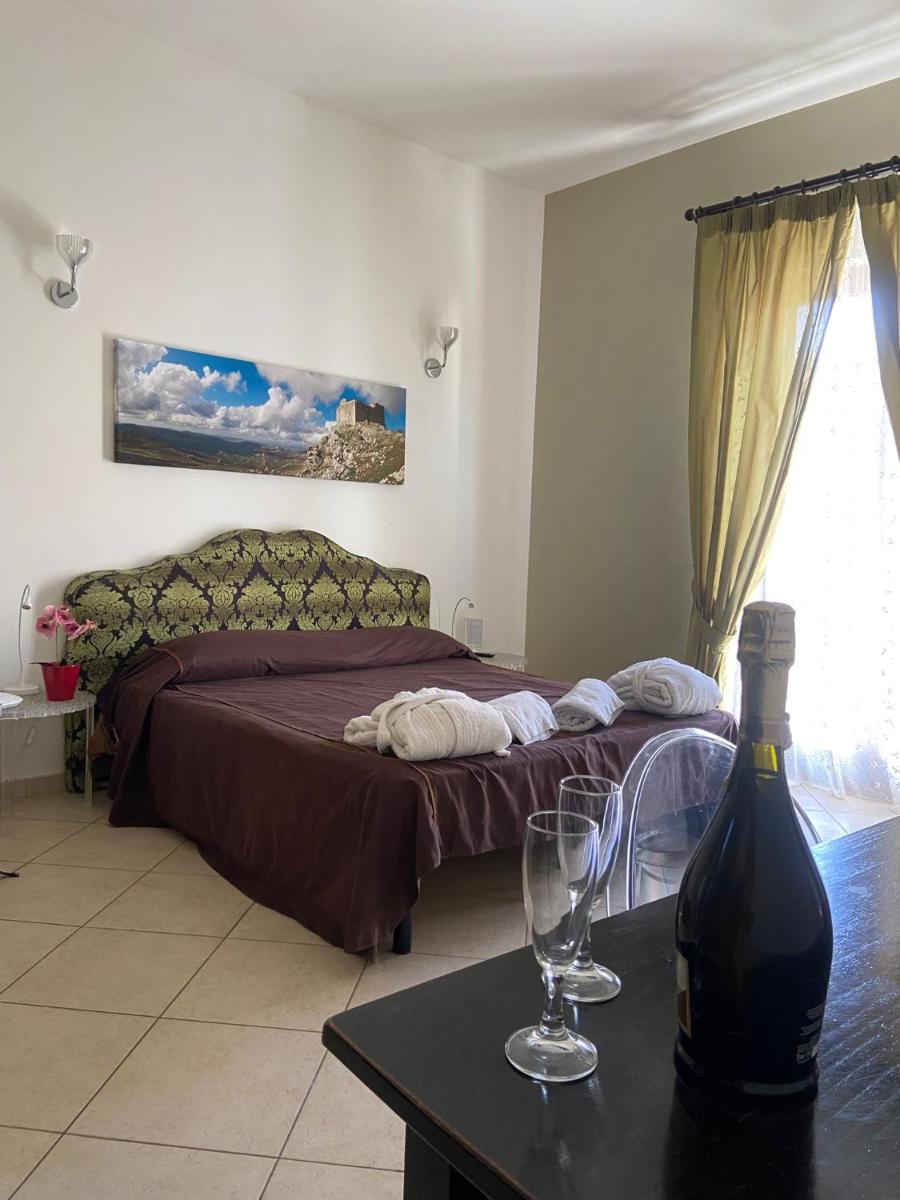 Regalpetra Hotel - Housity