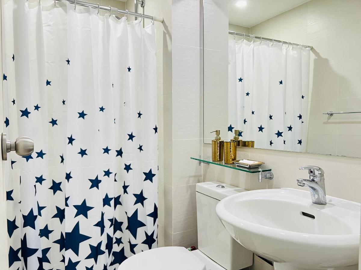Suitetrails - Azure Lovely and Refreshing 1 Bedroom Suite