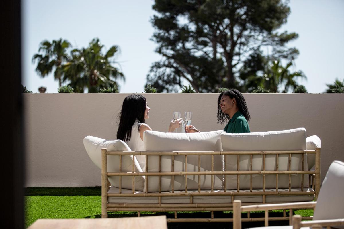 Clientes alojados en Albades Hotel & Spa - Adults Only - 4 Star Superior