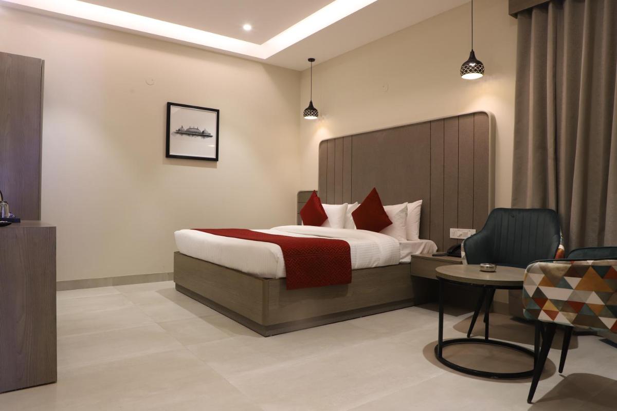 Hotel Sai - Housity