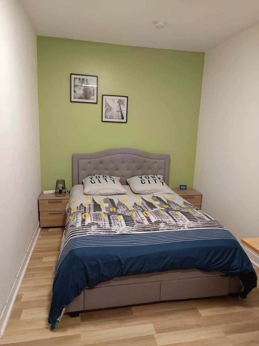 Studio blanctout équipé wifi - Housity