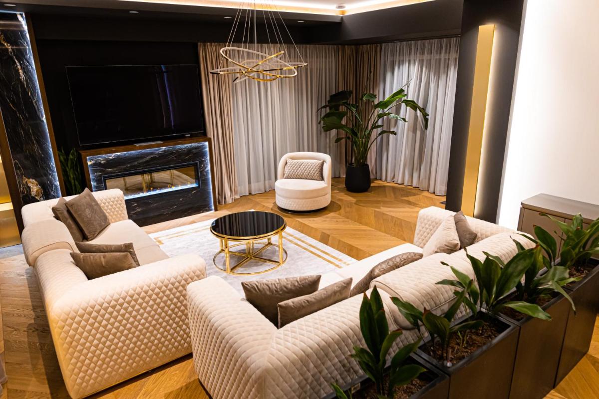 Deluxe Aparthotel MARWELL RESIDENCE - Housity