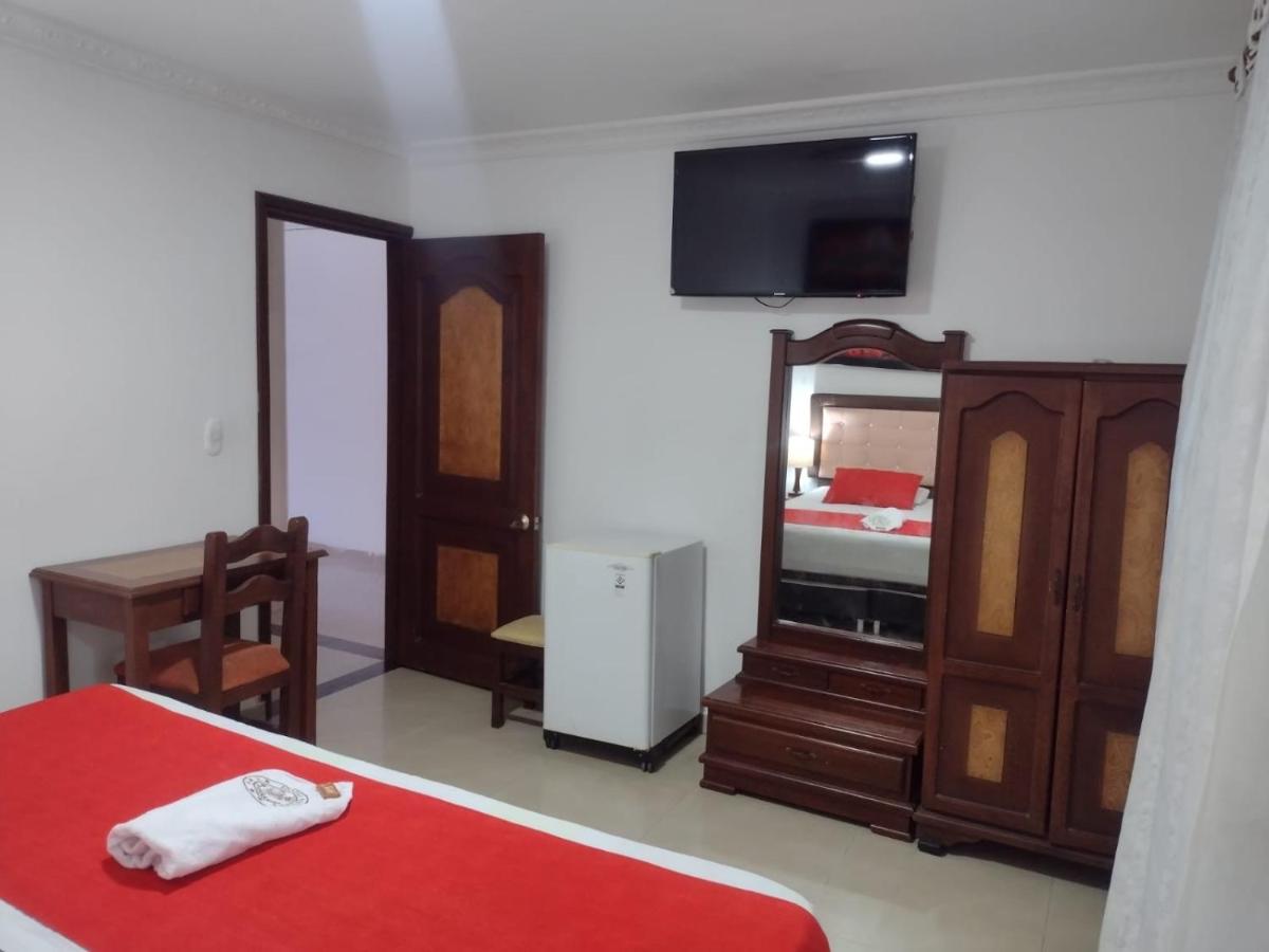 HOTEL NAPOLES - Housity