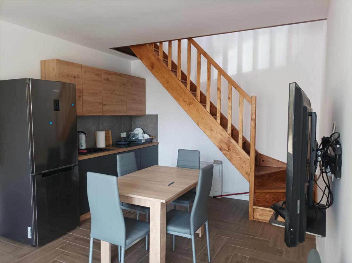 Lille Skandinavien - Housity