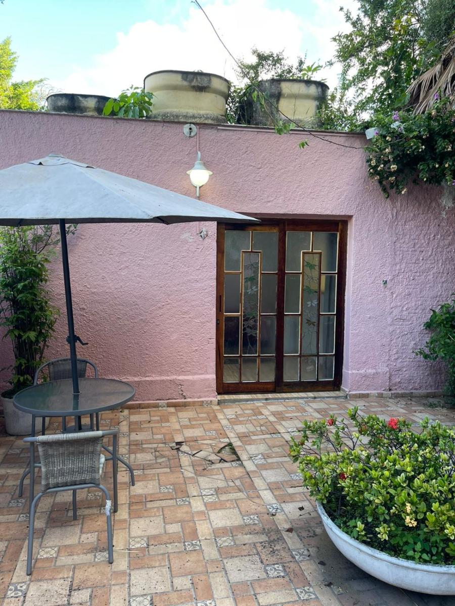 Becas House - Housity