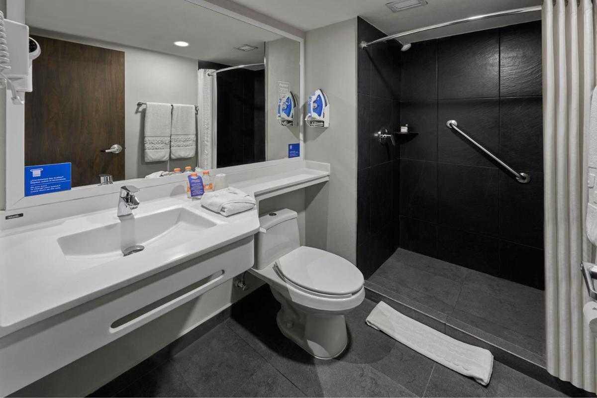City Express by Marriott Reynosa Aeropuerto - Housity