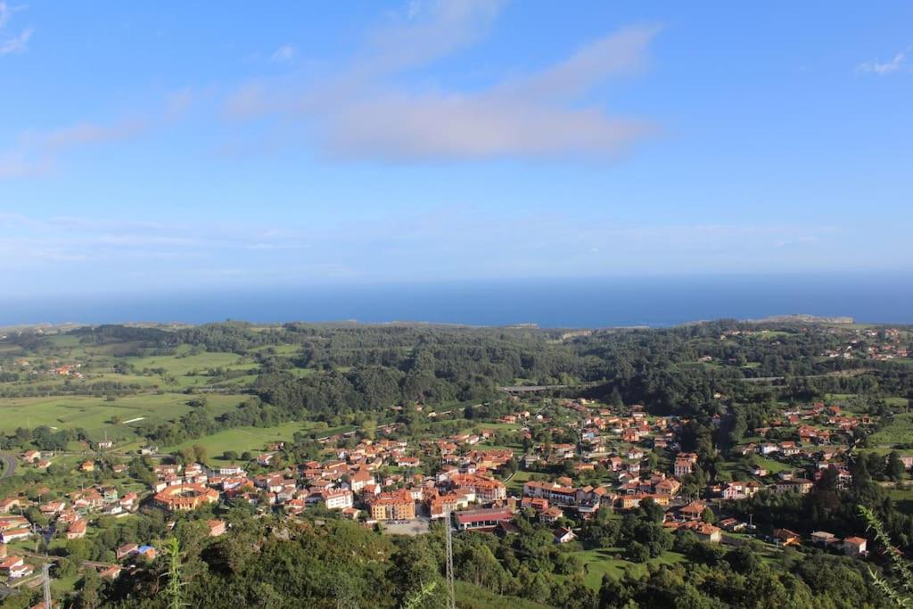 Acogedor bajo con terraza y vistas - Housity