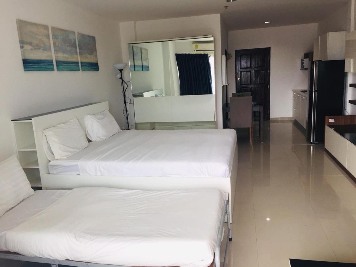 View Talay 6 Pattaya Beach Apartment by Honey - Housity