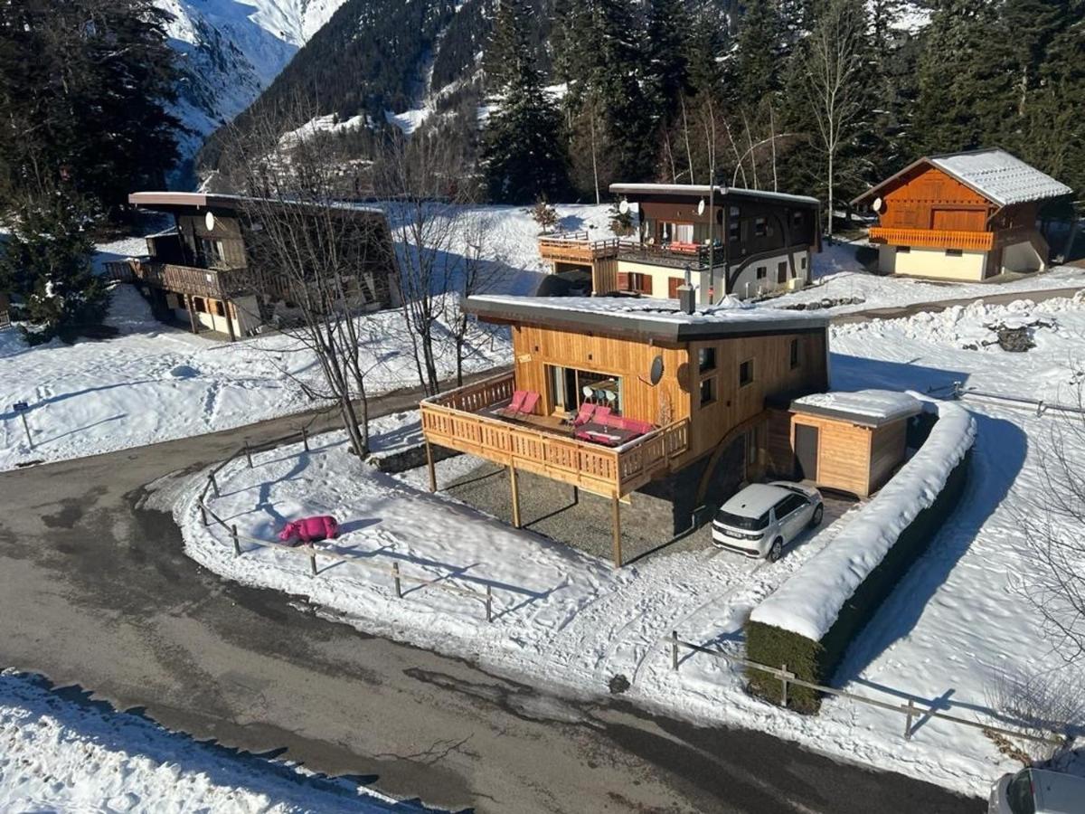 Chalet chaleureux avec vue sur les montagnes de La Lechere - Housity