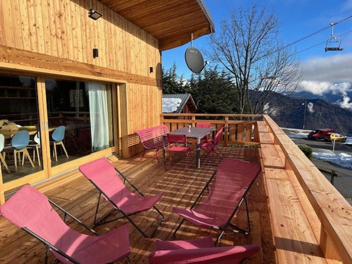 Chalet chaleureux avec vue sur les montagnes de La Lechere - Housity