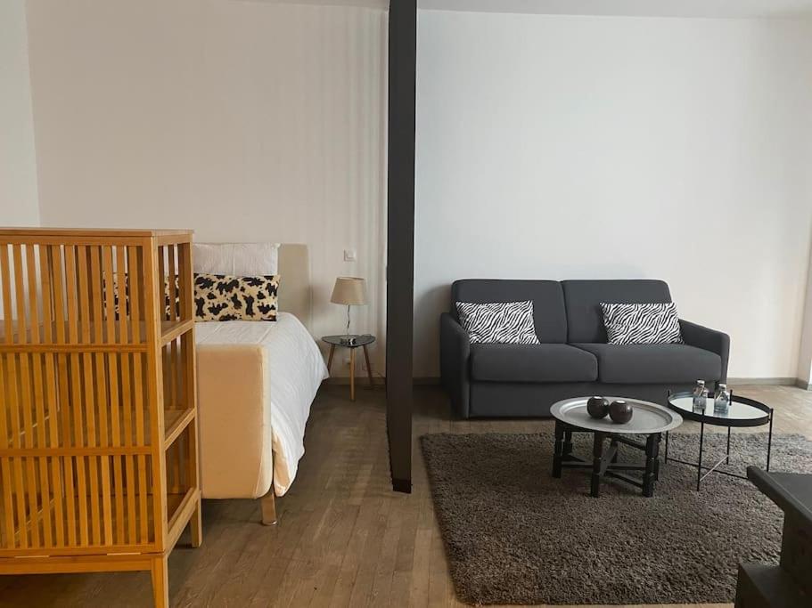 Studio bord de Creuse - Housity