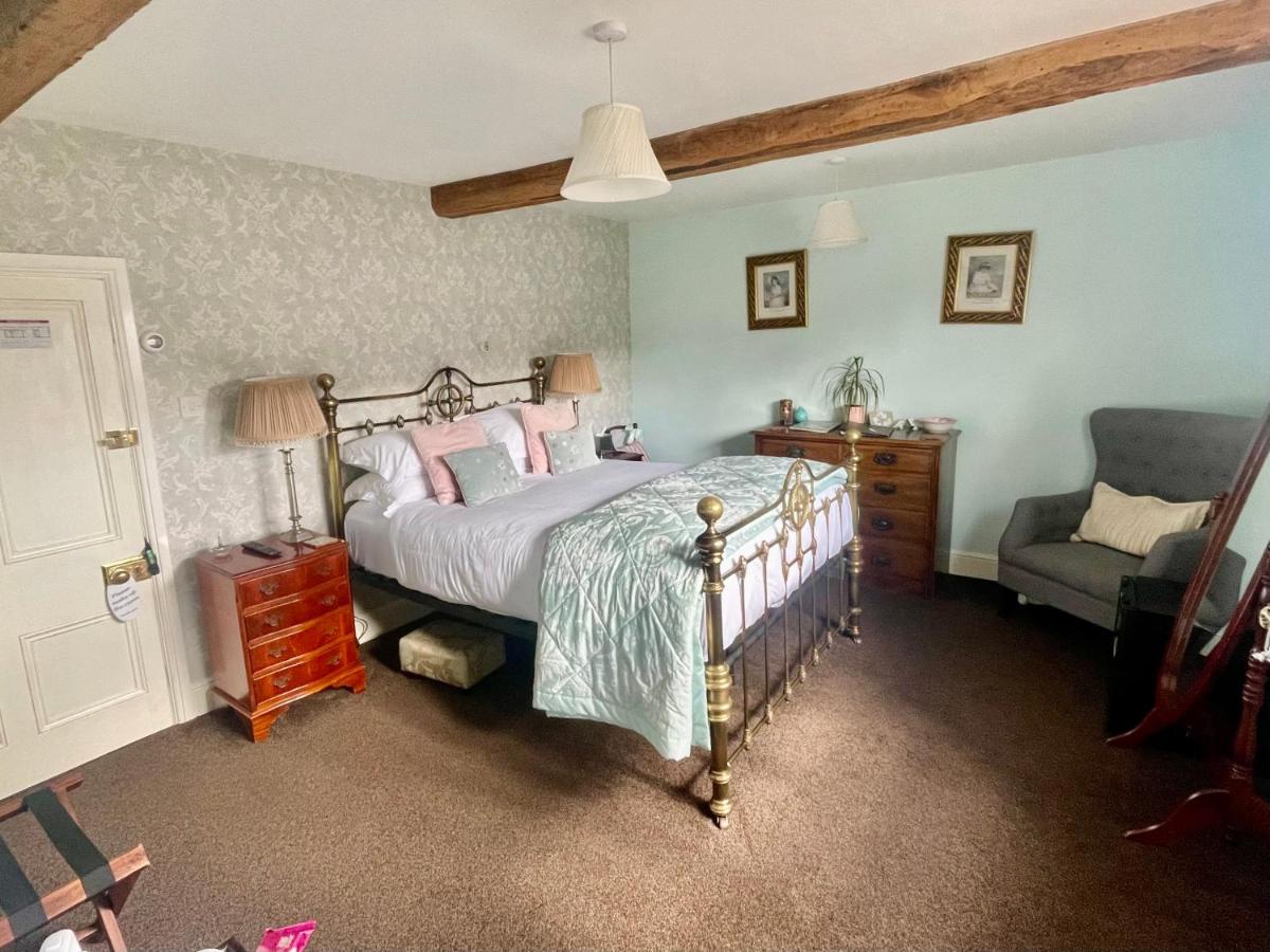 Eagle House - Award Winning B&B and Apartment - Housity