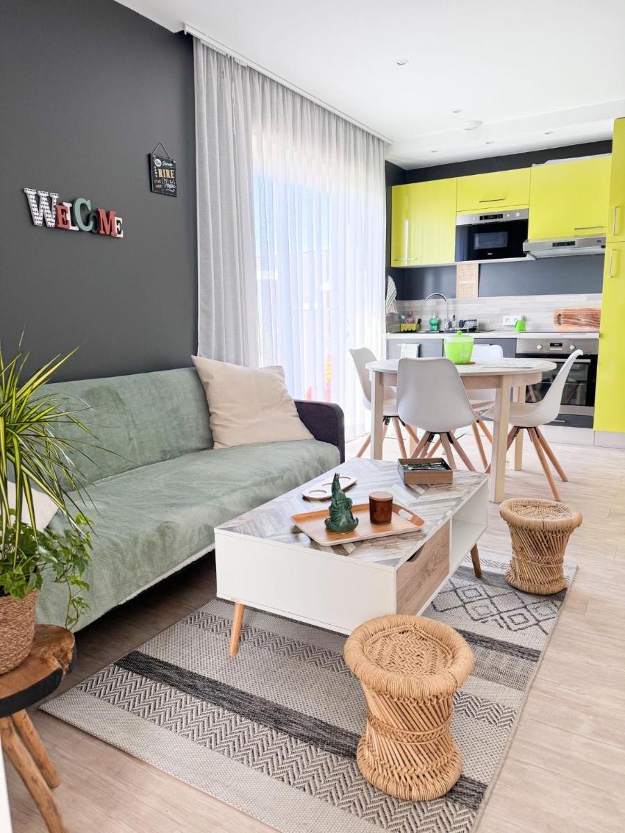 Appartement neuf bien situé réservation du samedi au samedi minimum - Housity