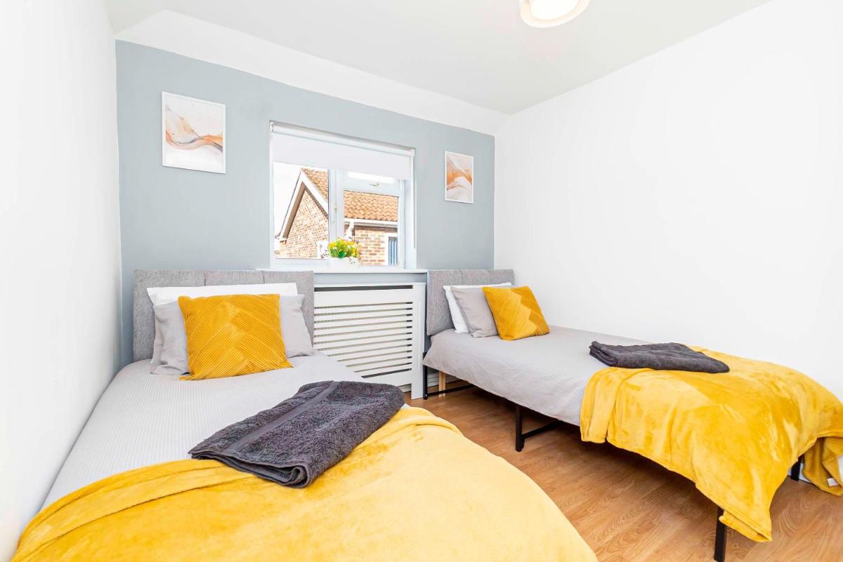 Eastleigh Serviced Apartment - Housity