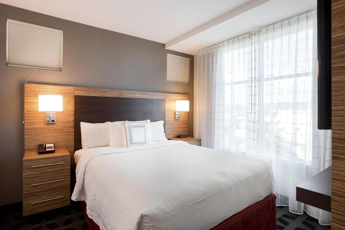 TownePlace Suites by Marriott San Mateo Foster City - Housity