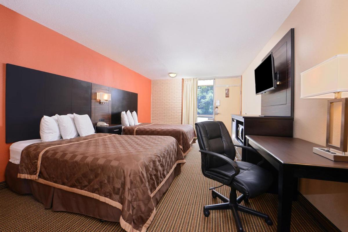 Americas Best Value Inn - Collinsville / St. Louis - Housity