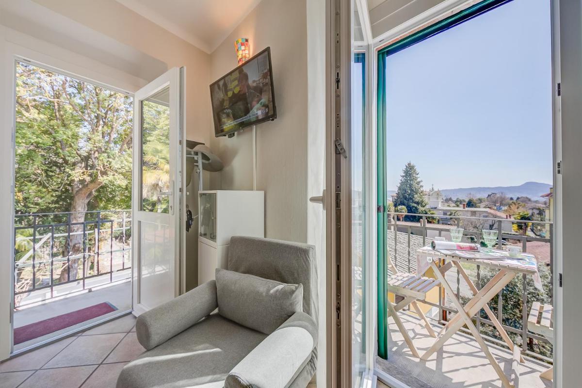 Nido Belvedere Lake View - Happy Rentals - Housity